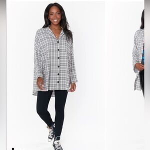 Show Me Your Mumu, Lorolie Tunic, size small, in black & white windowpane plaid